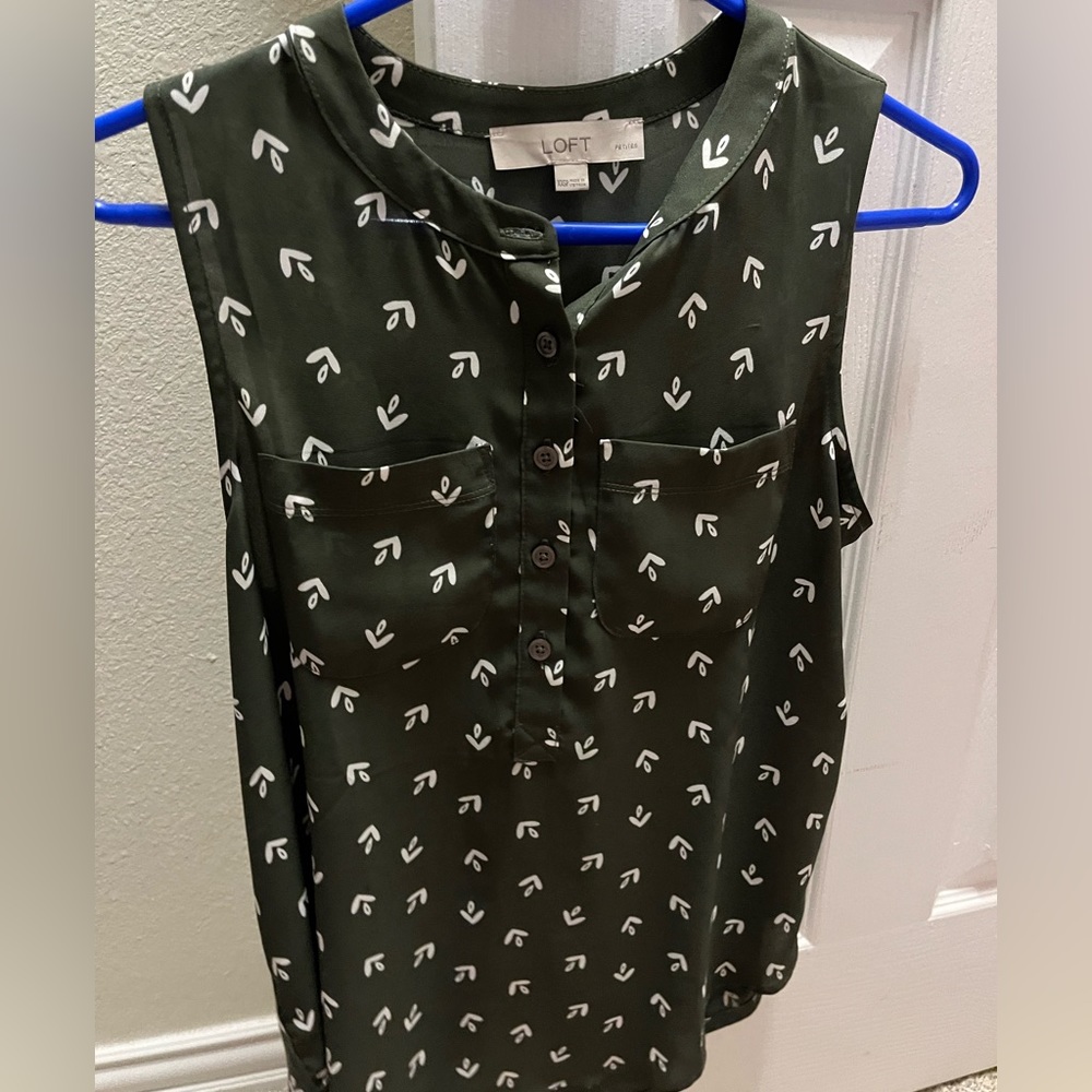 Floral Olive Green Blouse!